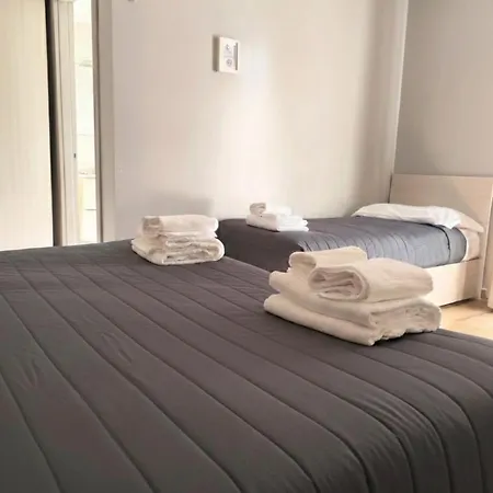 فندق مبيت وإفطار Central Park 3*