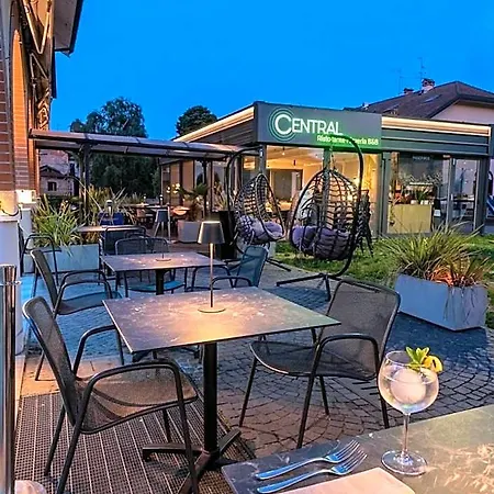 Central Park Couette-café