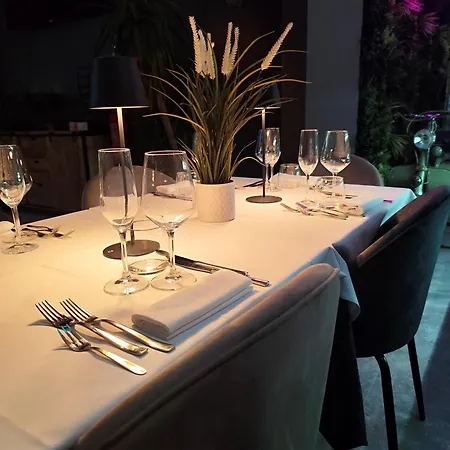Central Park Bed & Breakfast 3*